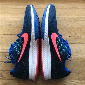 Nike Zoom Structure 18